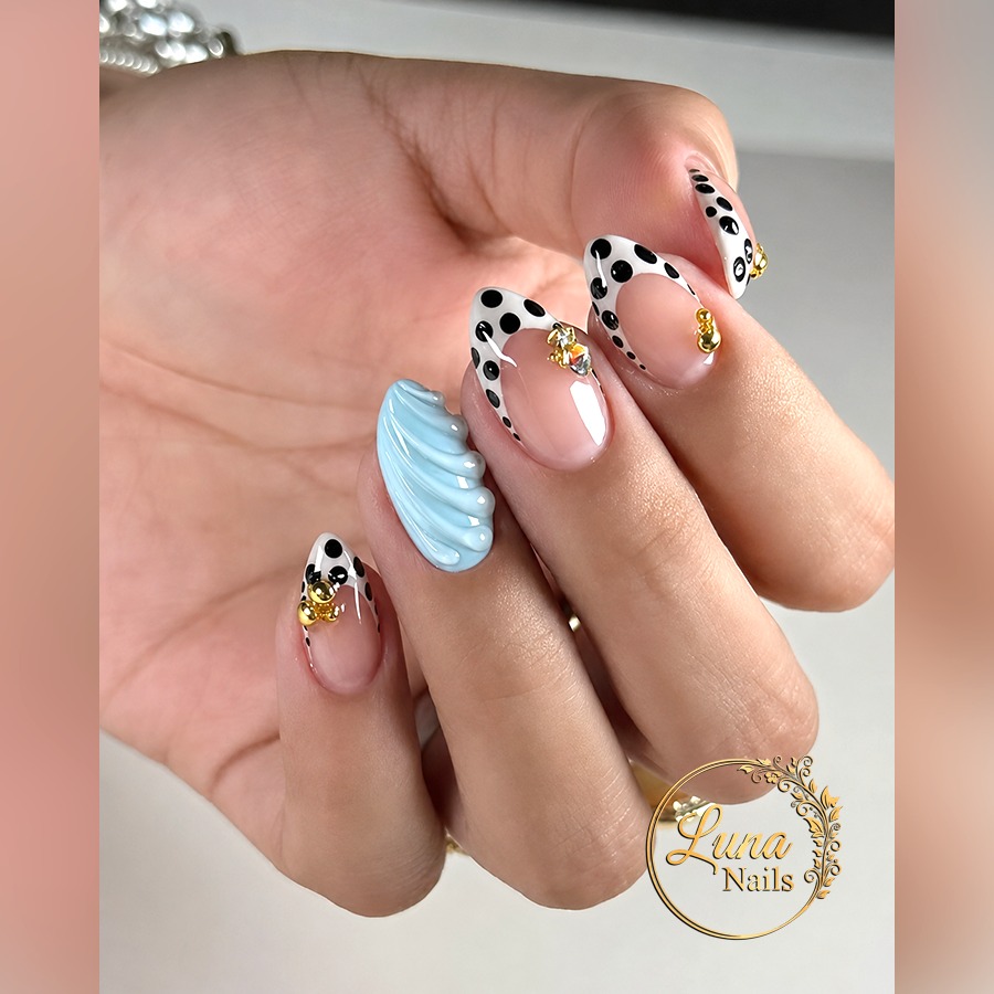 July Nail Ideas 2026